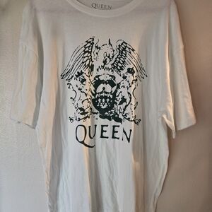 Queen Official Merch 100% Cotton size medium white tShirt